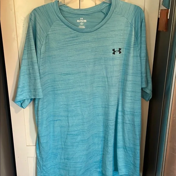 Under Armour Men's Aqua Short Sleeve Tee - Picture 1 of 3